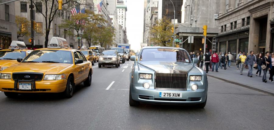 Rolls-Royce Phantom 102EX Concept 2011 года  (фото 16 из 23)